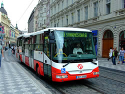 Autobús por el centro de Praga